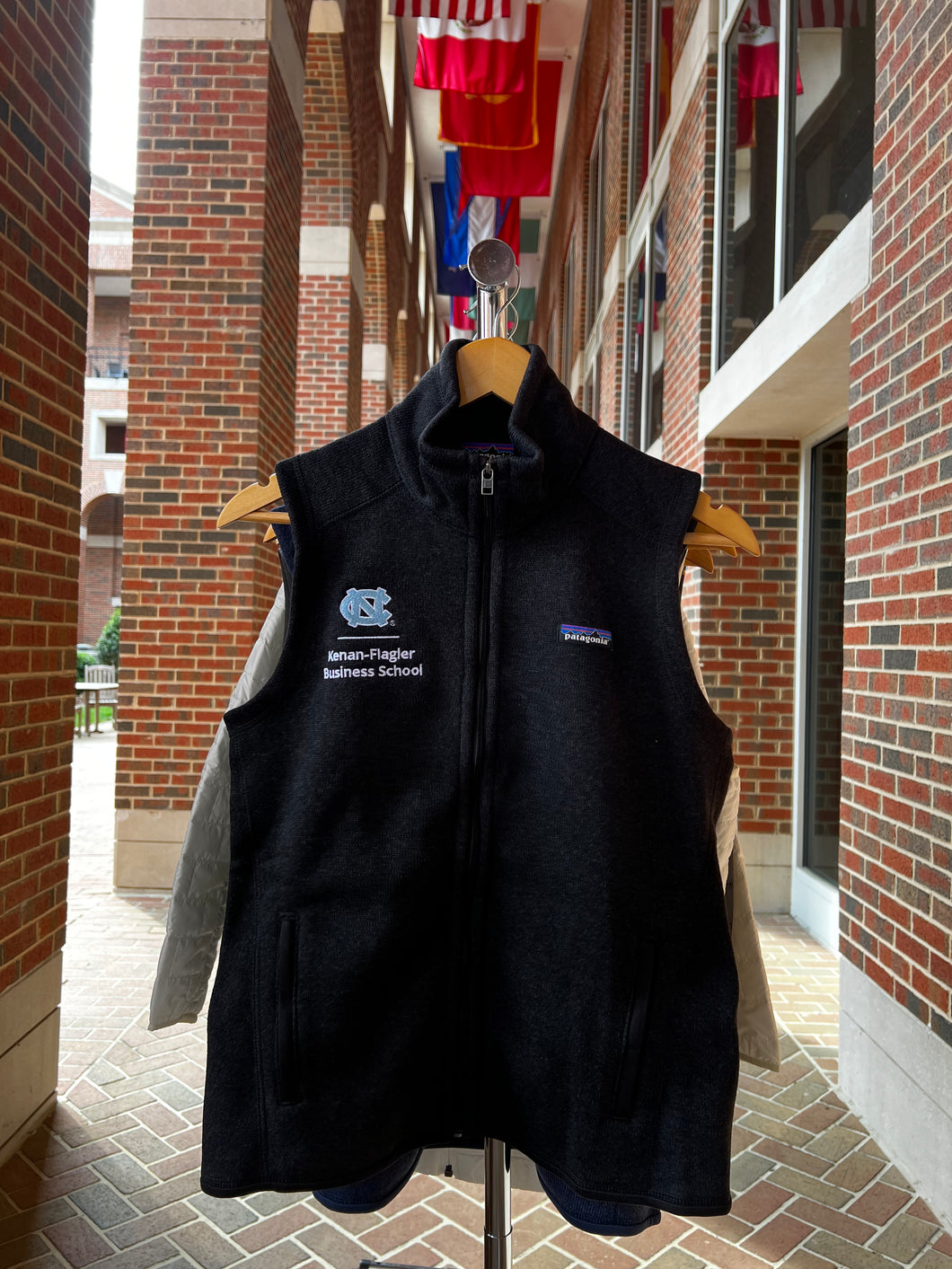 Interlocking Nc Patagonia Better Sweater Vest Men's (Interlocking NC) – Student store